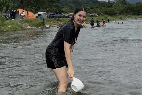 4v1 sa ilog|Video ni Nadine Samonte na naliligo sa ilog, pumalo ng 1M views.
